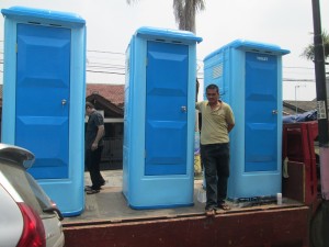 wc portable fiberglass, toilet portable fiberglass, sewa toilet portable, rental toilet portable, rental wc portable, sewa wc portable